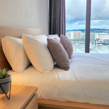 벨파스트 Pass The Keys Stunning Penthouse With Balcony Sunset Views 아파트 외부 사진