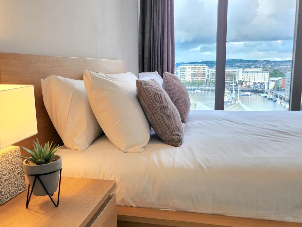 벨파스트 Pass The Keys Stunning Penthouse With Balcony Sunset Views 아파트 외부 사진