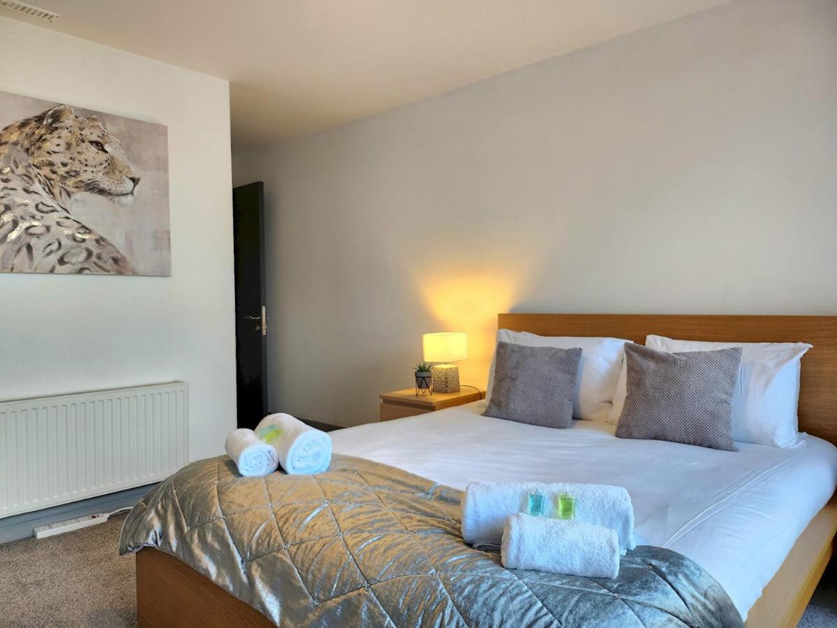 벨파스트 Pass The Keys Stunning Penthouse With Balcony Sunset Views 아파트 외부 사진